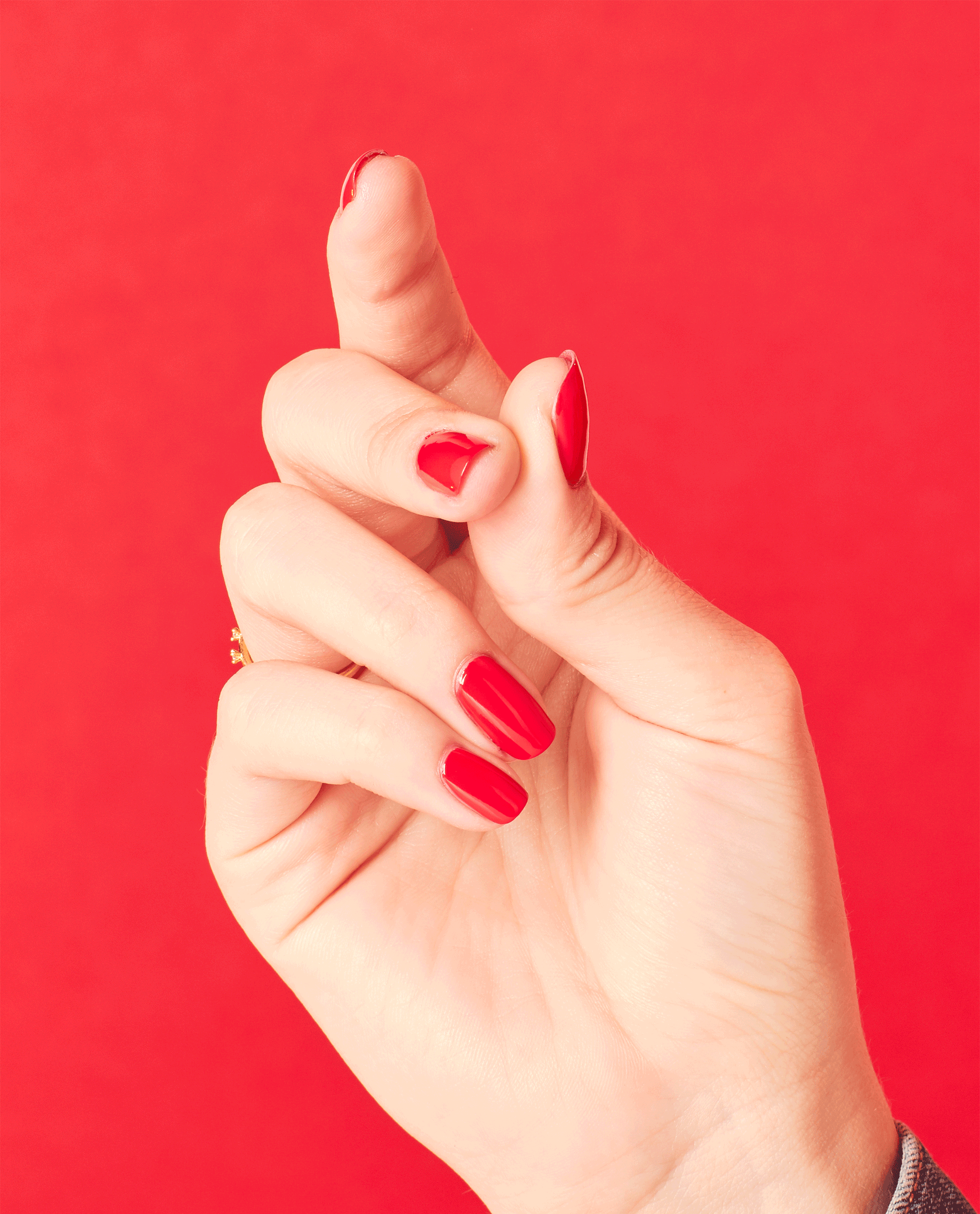 OPI Cajun Shrimp Red Dipping Powder GIF
