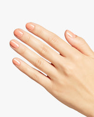 Queens Rule Peach Shimmer Nail Dip Powder Mani
