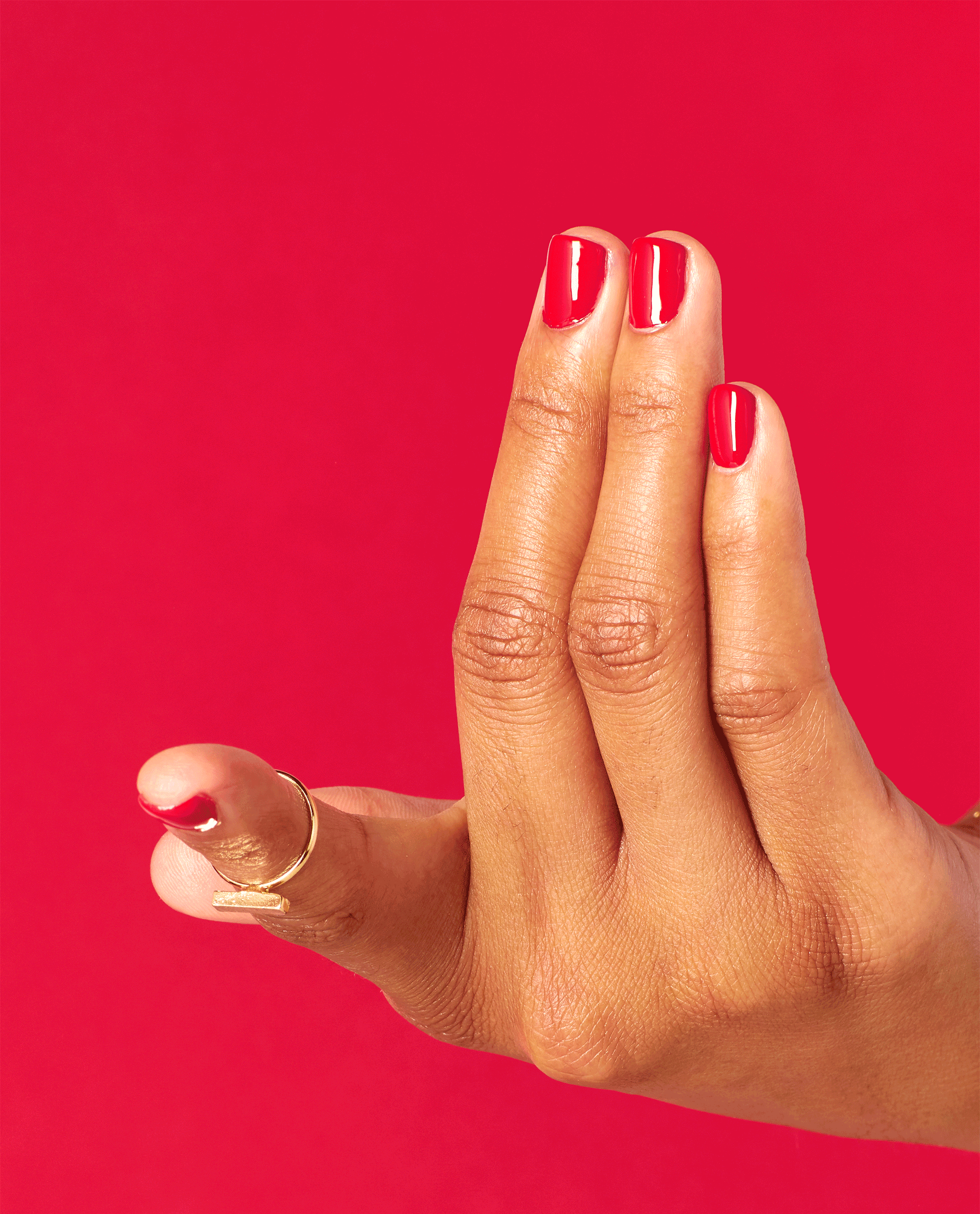 OPI The Thrill of Brazil Red Dipping Powder GIF